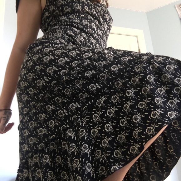 SOLD: Vintage Max Studio Midi Dress - Picture 4 of 4